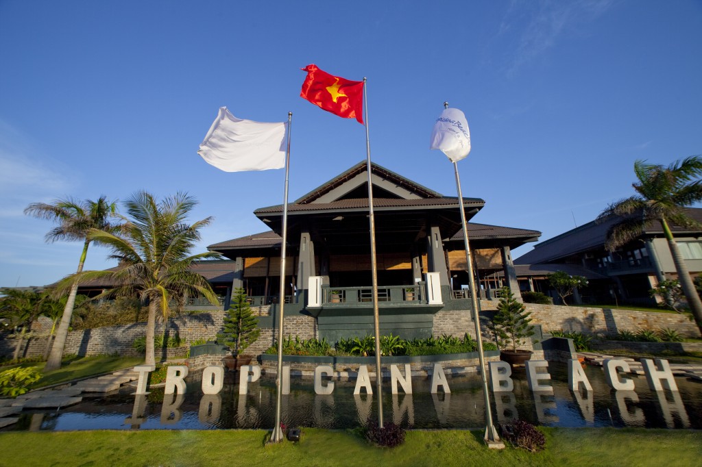 TROPICANA BEACH RESORT